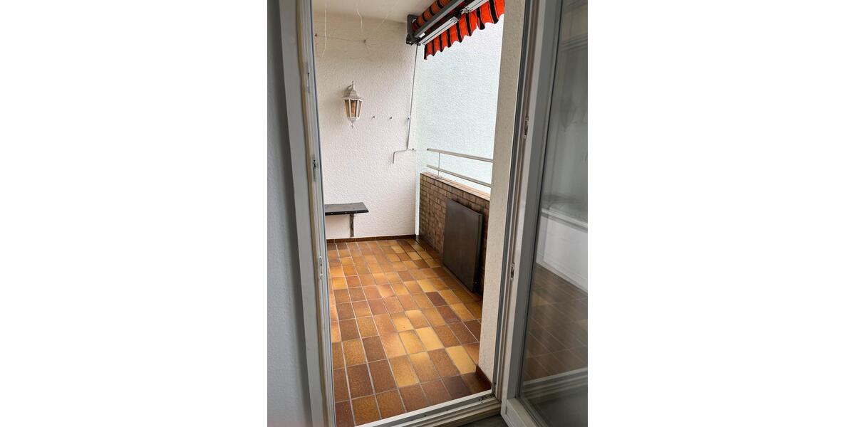 Etagenwohnung Kirchheim unter Teck - 3 Zimmer, 83 m&sup2;, 1.000&euro; | Angebot:24459732