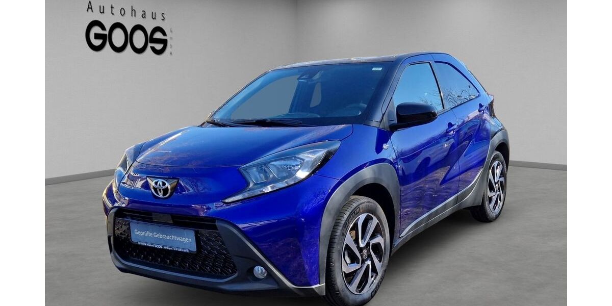 Toyota Aygo (X) 2.222 km 16.990 &euro; Nürtingen 72622