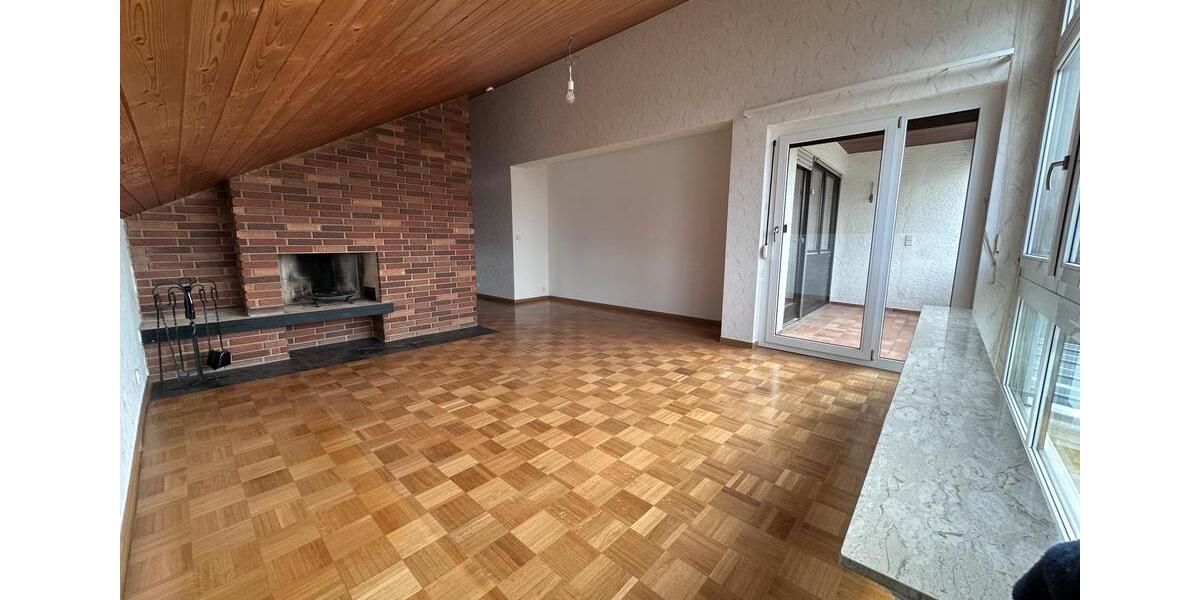 Etagenwohnung Filderstadt - 5 Zimmer, 121 m&sup2;, 1.770&euro; | Angebot:25049670