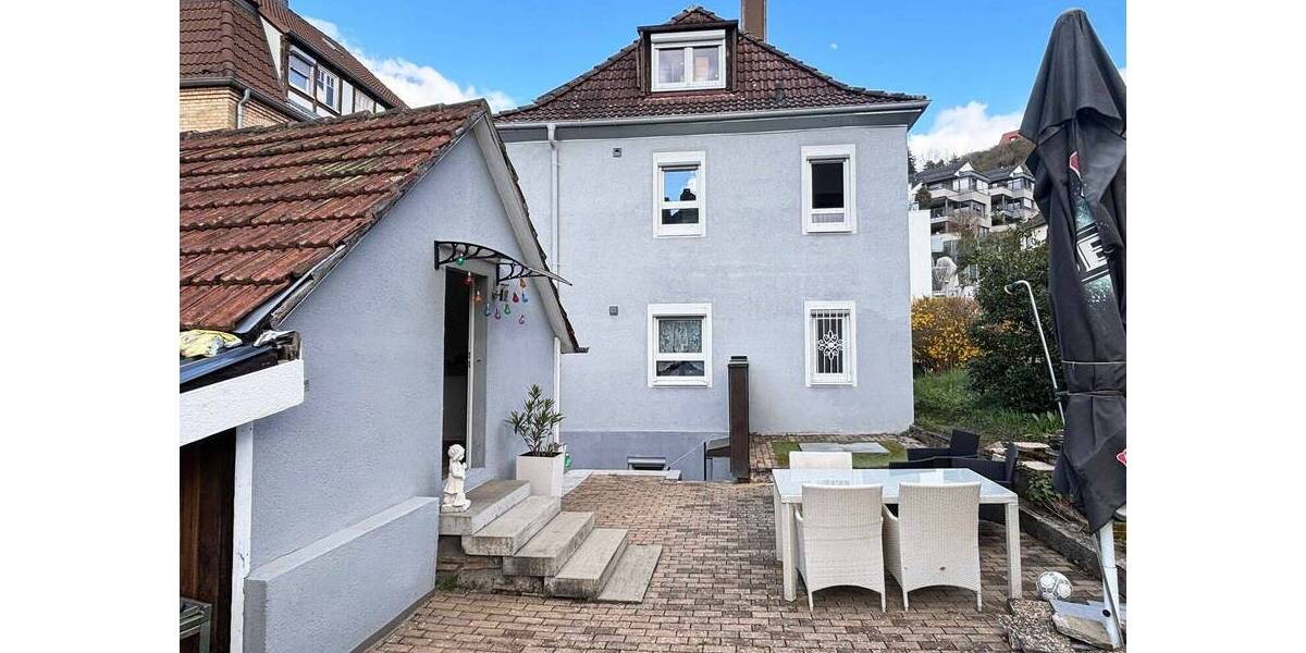Mehrfamilienhaus, Wohnhaus Stuttgart Feuerbach - 8 Zimmer, 130 m&sup2;, 598.000&euro; | Angebot:26455133