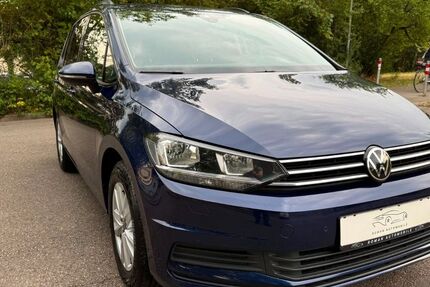 VW Touran 183.330 km 11.999 &euro; Stuttgart 70469