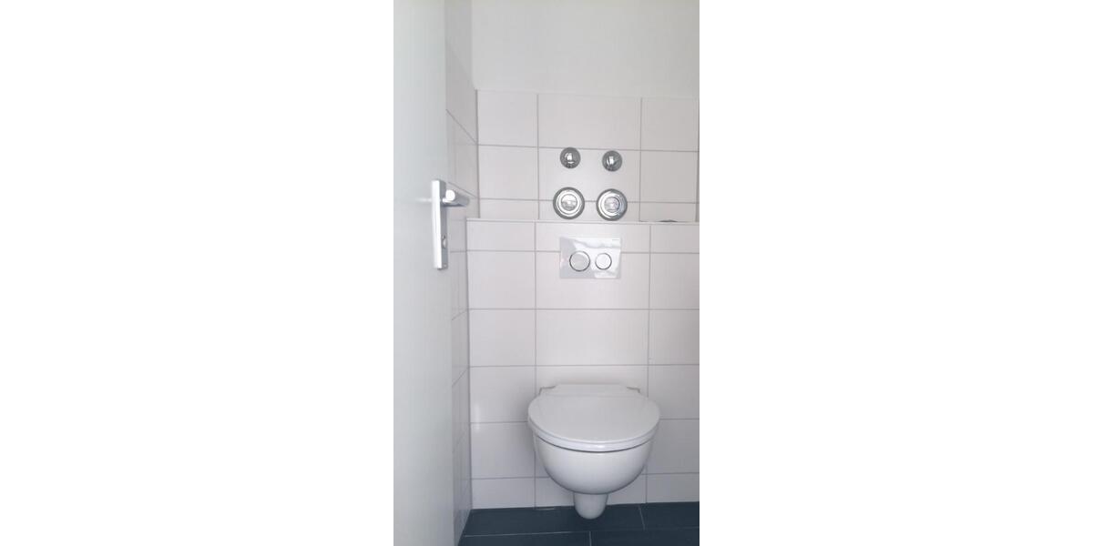 Etagenwohnung Esslingen am Neckar Pliensauvorstadt - 3 Zimmer, 83 m&sup2;, 938&euro; | Angebot:26425483