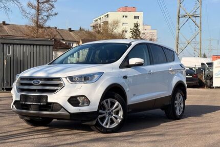 Ford Kuga 154.000 km 13.490 &euro; Asperg 71679
