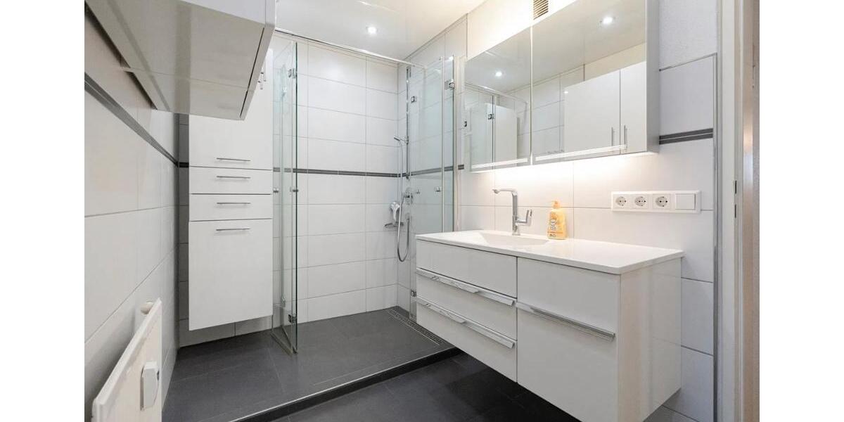 Etagenwohnung Ditzingen - 3.5 Zimmer, 89 m&sup2;, 295.000&euro; | Angebot:25446686