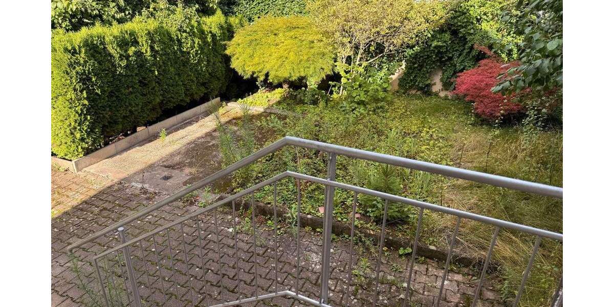 Mehrfamilienhaus, Wohnhaus Stuttgart Stammheim - 7 Zimmer, 135 m&sup2;, 585.000&euro; | Angebot:24547294