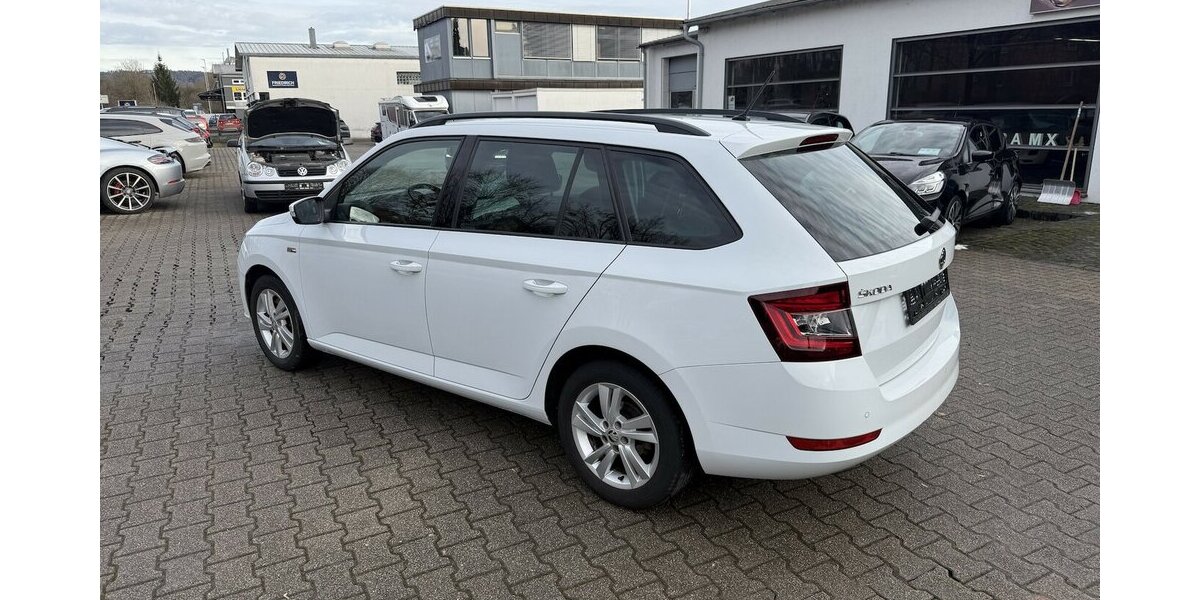 Skoda Fabia 1.0 TSI Combi Style DSG Edition 100 73.000 km 11.850 &euro; Schorndorf 73614