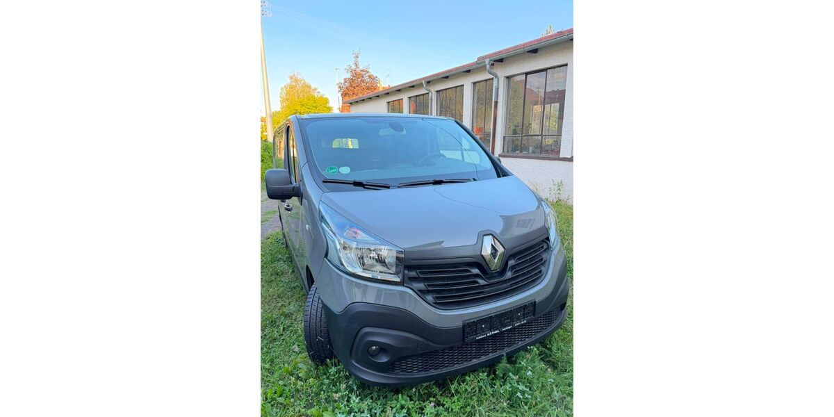 Renault Trafic 18.656 km 13.200 &euro; Tübingen 72070