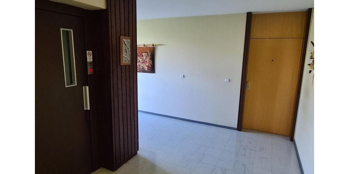 Etagenwohnung Frickenhausen - 4 Zimmer, 90 m&sup2;, 1.340&euro; | Angebot:24981180