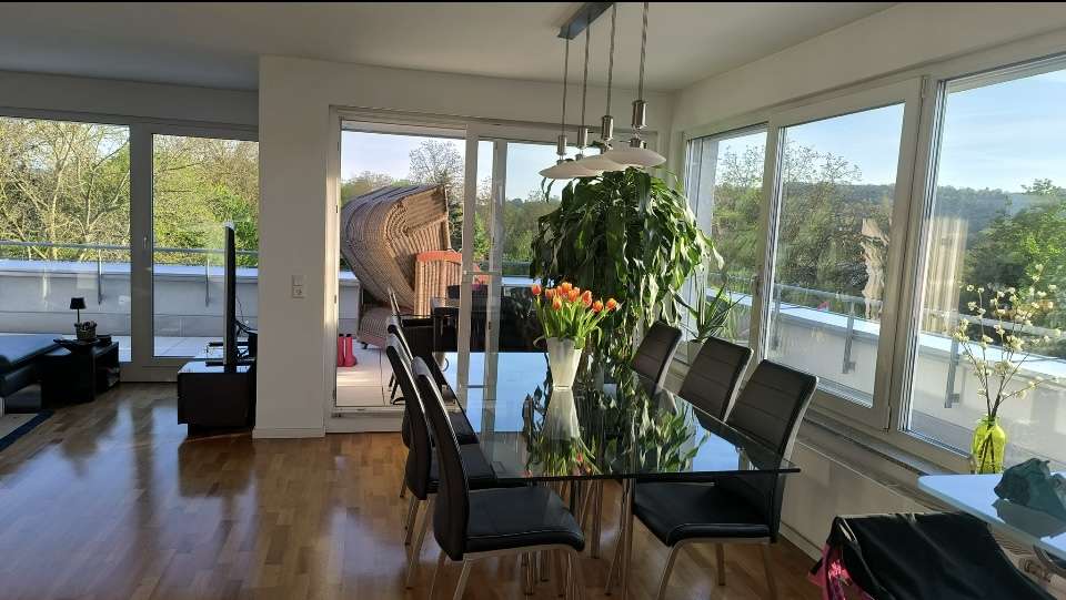 Wohnung zum Mieten in Stuttgart 2.250 € 127 m² 4 zimmer