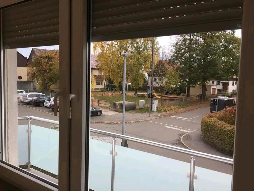 4 Zimmer Wohnung [schöne Lage] zimmer