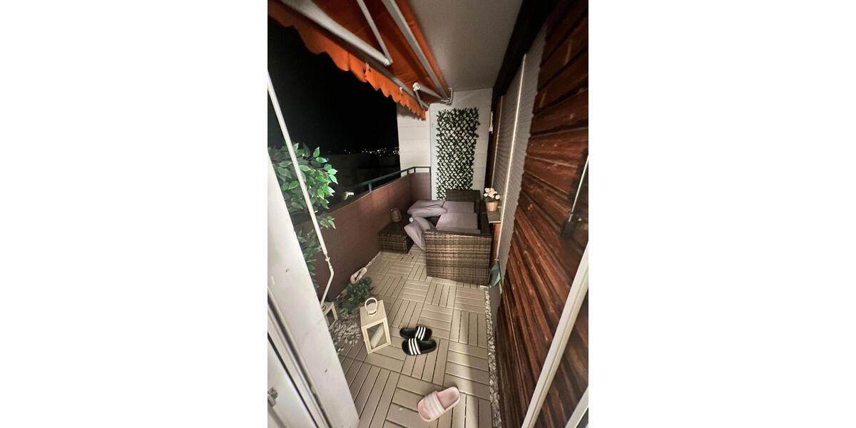 Etagenwohnung Leonberg - 3 Zimmer, 81 m&sup2;, 1.400&euro; | Angebot:26350182