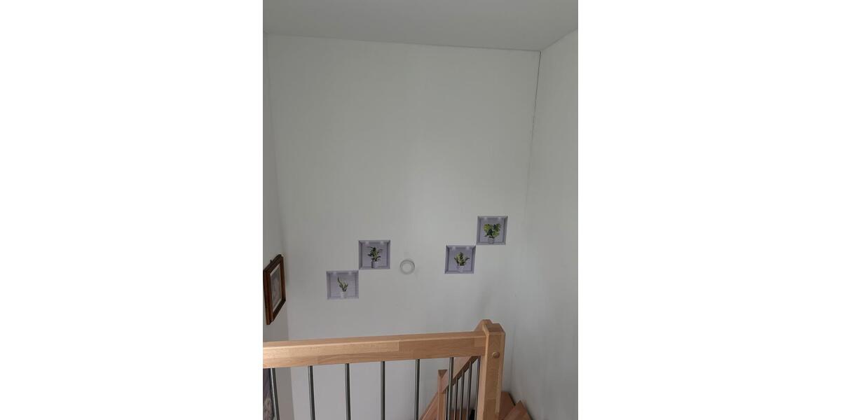 Dachgeschoßwohnung Fellbach - 4 Zimmer, 100 m&sup2;, 1.200&euro; | Angebot:26618472