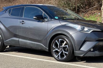 Toyota C-HR 200.000 km 16.900 &euro; Fellbach 70736