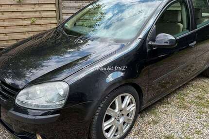VW Golf 360.000 km 1.990 &euro; Korntal-Münchingen 70825