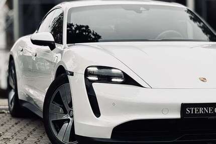 Porsche Taycan 11.700 km 64.900 € Ebersbach an der Fils 73061