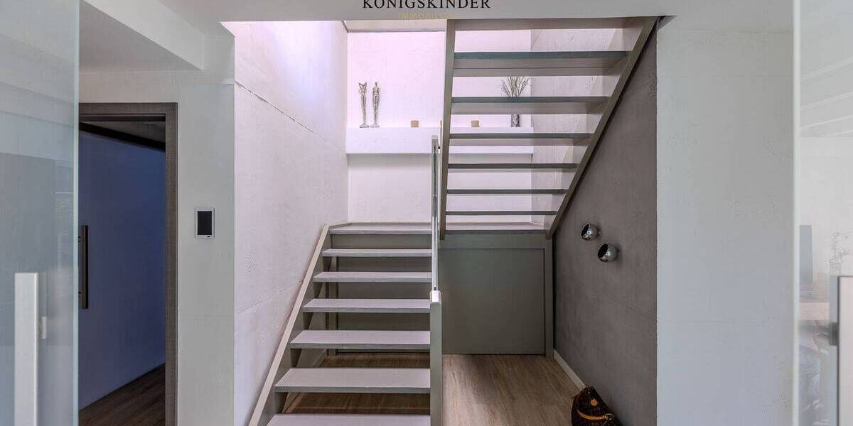 Mehrfamilienhaus, Wohnhaus Ammerbuch Entringen - 8 Zimmer, 380 m&sup2;, 2.800.000&euro; | Angebot:26730885