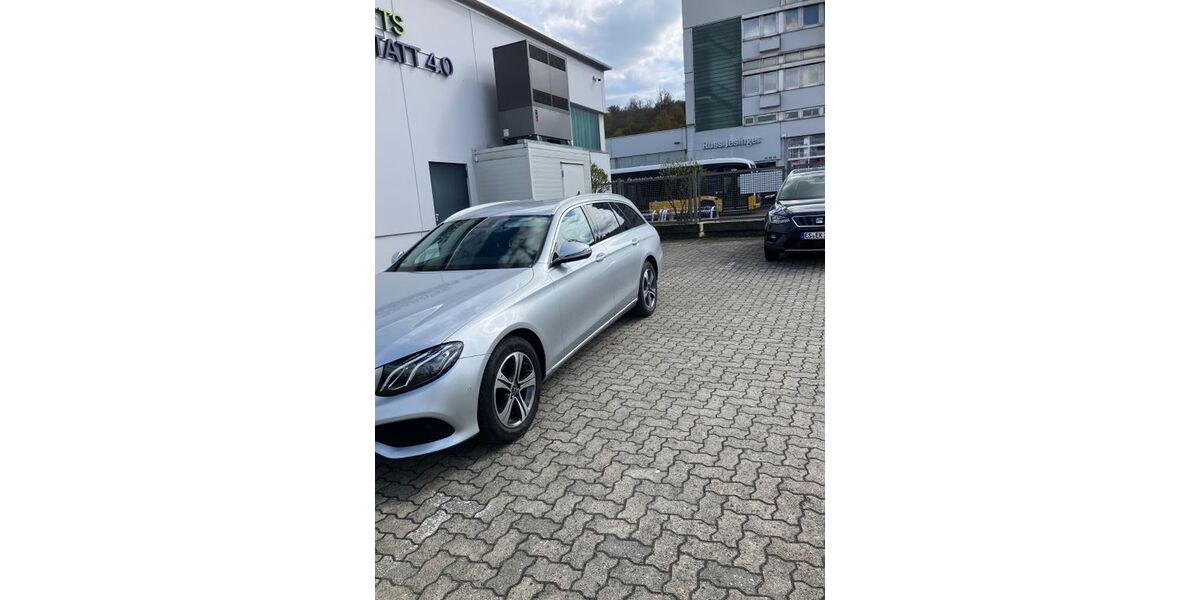 Mercedes-Benz E 220 238.000 km 17.000 &euro; Denkendorf 73770