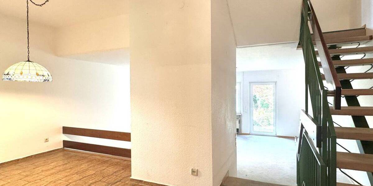 Reihenmittelhaus Sindelfingen Nord - 4 Zimmer, 100 m&sup2;, 499.000&euro; | Angebot:26411407