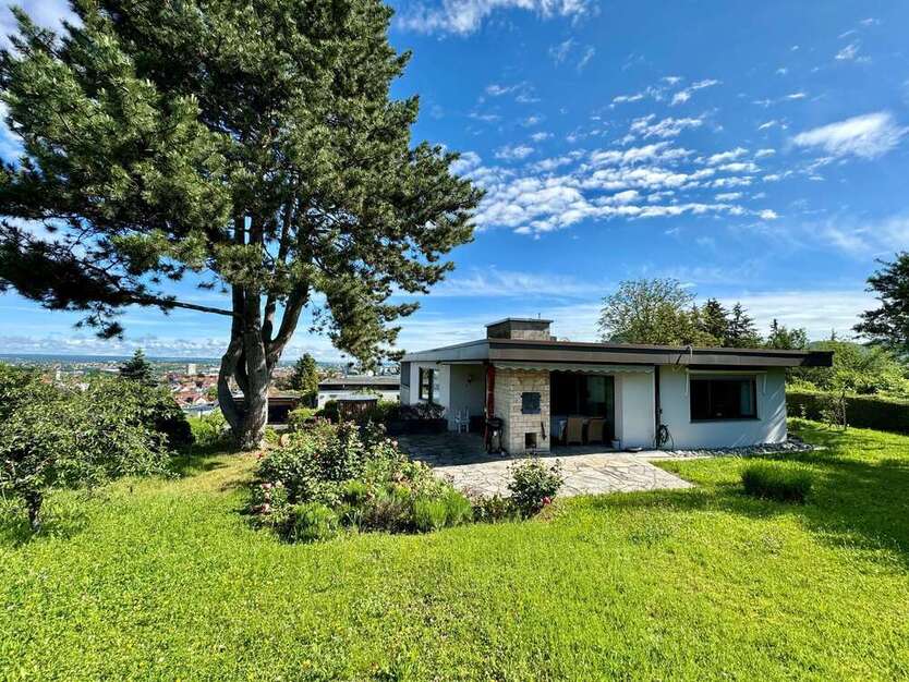 Haus zum Kaufen in Reutlingen 1.290.000 € 296 m²