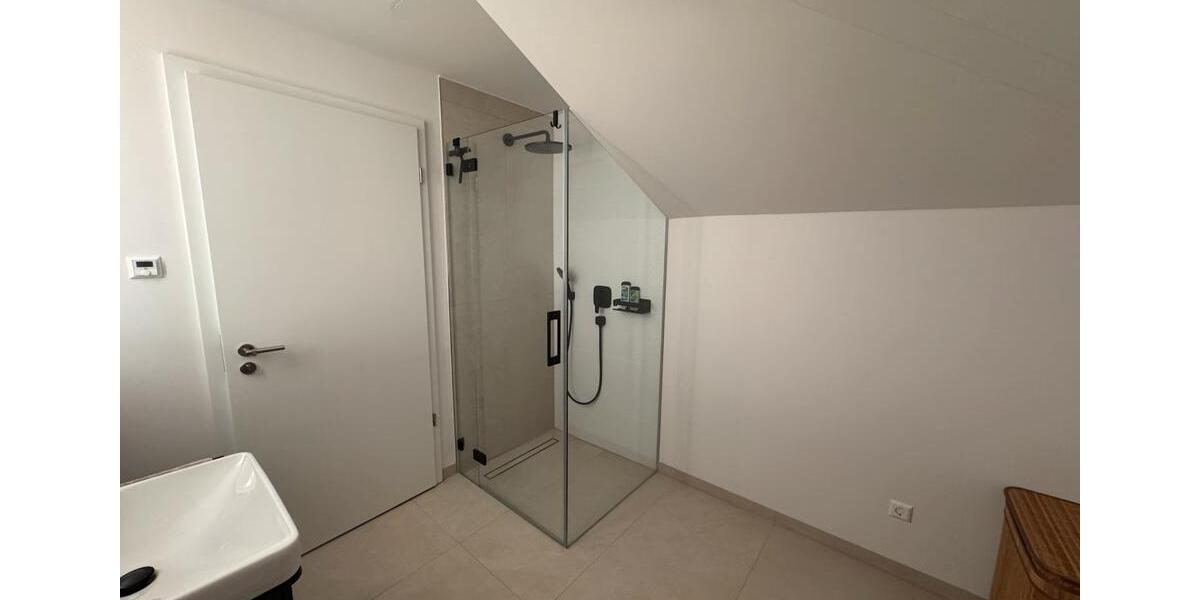 Einfamilienhaus Markgröningen - 3.5 Zimmer, 140 m&sup2;, 1.990&euro; | Angebot:26044402