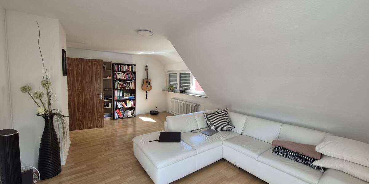 Etagenwohnung Stuttgart Luginsland - 4 Zimmer, 89 m&sup2;, 339.000&euro; | Angebot:26907975