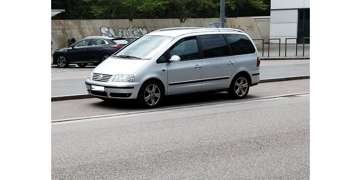 VW Sharan 186.817 km 4.990 &euro; Böblingen 71034