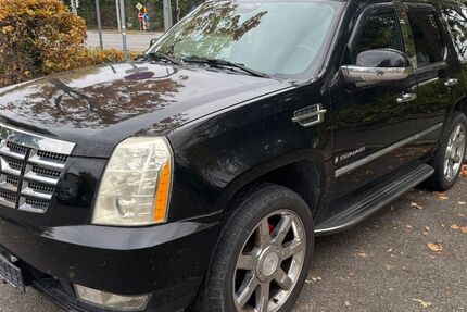 Cadillac Escalade 198.452 km 15.990 € Reutlingen 72766