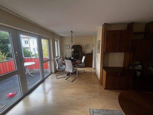 Schöne 2,5 Zimmerwohnung mit Balkon 2 zimmer