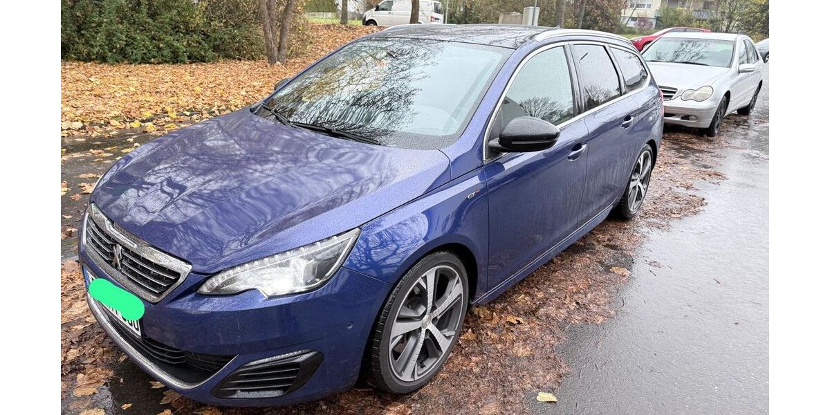 Peugeot 308 209.000 km 7.900 &euro; Renningen 71272