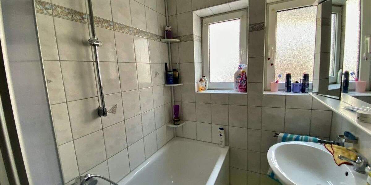 Mehrfamilienhaus, Wohnhaus Leonberg Eltingen - 1 Zimmer, 327 m&sup2;, 895.000&euro; | Angebot:25704321