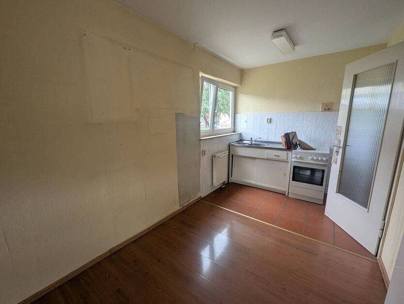 Gepflegtes Ein- bis Zweifamilienhaus mit Pelletheizung, großem Garten und Ausbaumöglichkeiten 9 zimmer