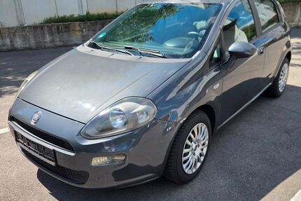 Fiat Punto 153.786 km 2.850 &euro; Stuttgart 70437