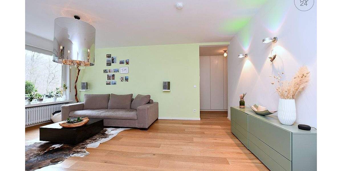 Etagenwohnung Stuttgart Ost - 2 Zimmer, 63 m&sup2;, 1.590&euro; | Angebot:25249500