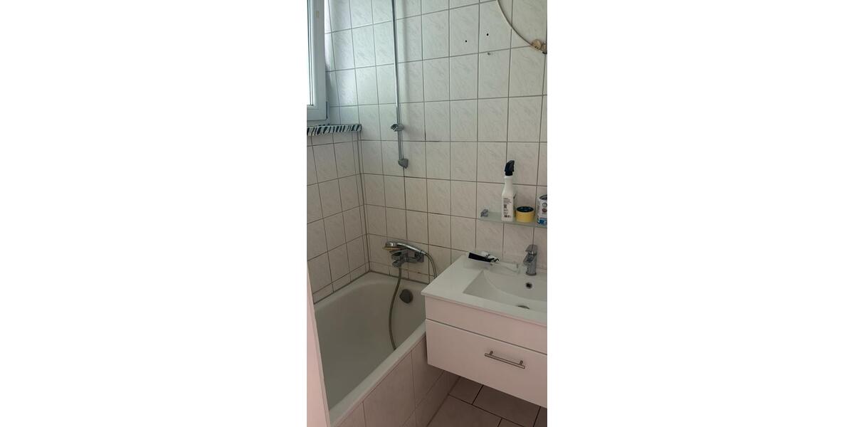 Etagenwohnung Stuttgart Luginsland - 3 Zimmer, 58 m&sup2;, 1.300&euro; | Angebot:26385525
