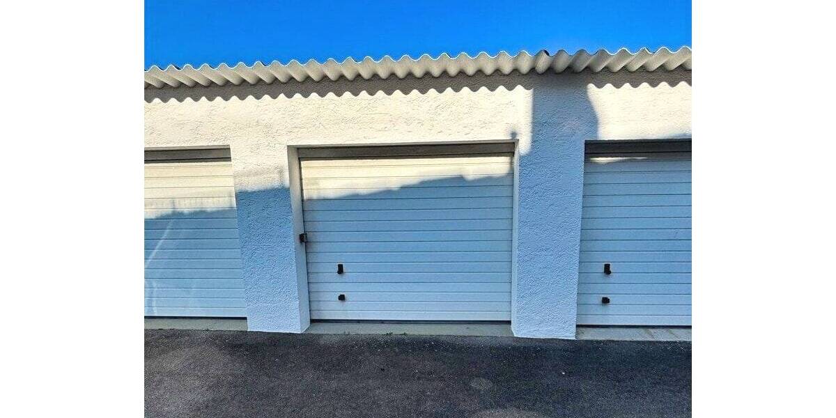 Reihenmittelhaus Sindelfingen Mitte - 7 Zimmer, 140 m&sup2;, 480.000&euro; | Angebot:26807364