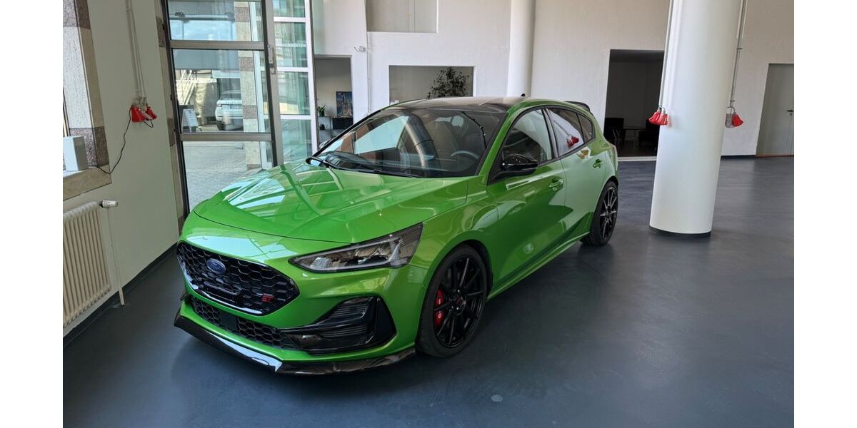 Ford Focus 1.598 km 39.912 &euro; Böblingen 71034