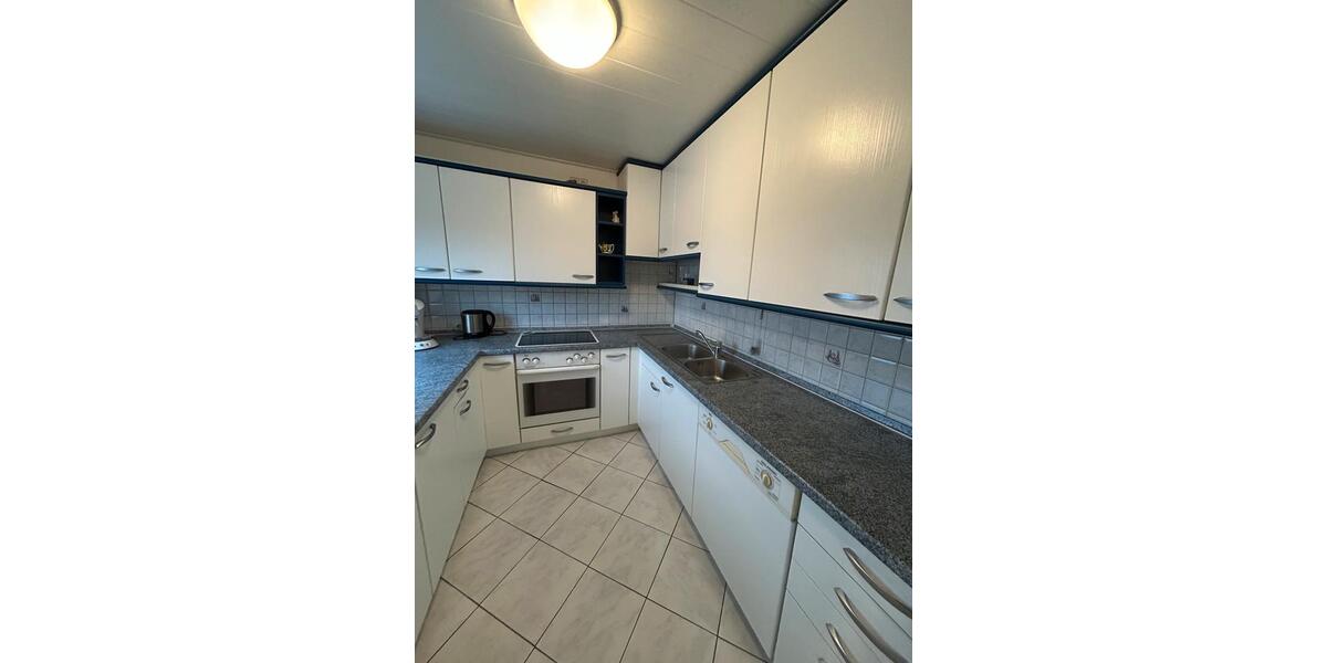 Etagenwohnung Metzingen - 4.5 Zimmer, 92 m&sup2;, 257.000&euro; | Angebot:25307611