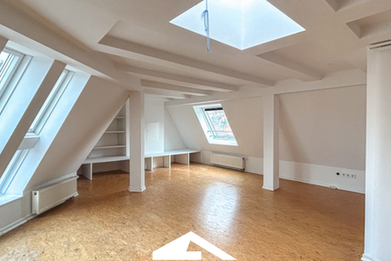 Wohnung zum Mieten in Stuttgart Stuttgart-Süd 1.835 € 141 m² 5 zimmer