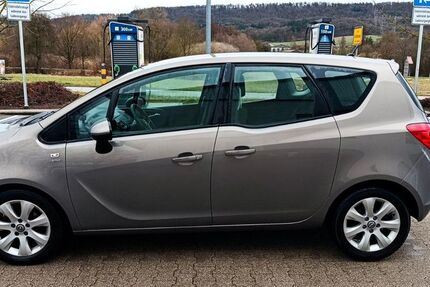 Opel Meriva 71.000 km 6.100 &euro; Großbottwar 71723
