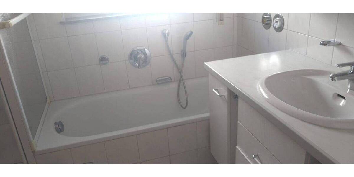 Etagenwohnung Stuttgart Kaltental - 3 Zimmer, 70 m&sup2;, 250.000&euro; | Angebot:26043230