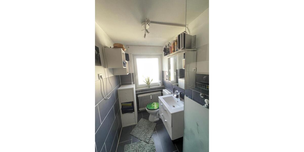 Dachgeschoßwohnung Stuttgart Stuttgart-West - 2 Zimmer, 65 m&sup2;, 1.050&euro; | Angebot:26041291