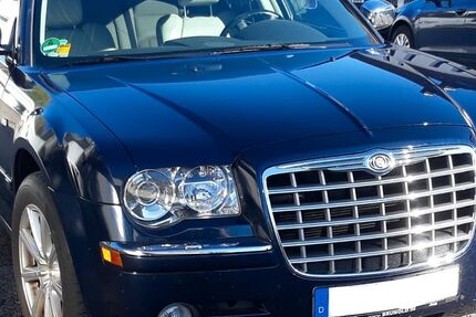 Chrysler 300C 169.000 km 14.999 &euro; Böblingen 71032