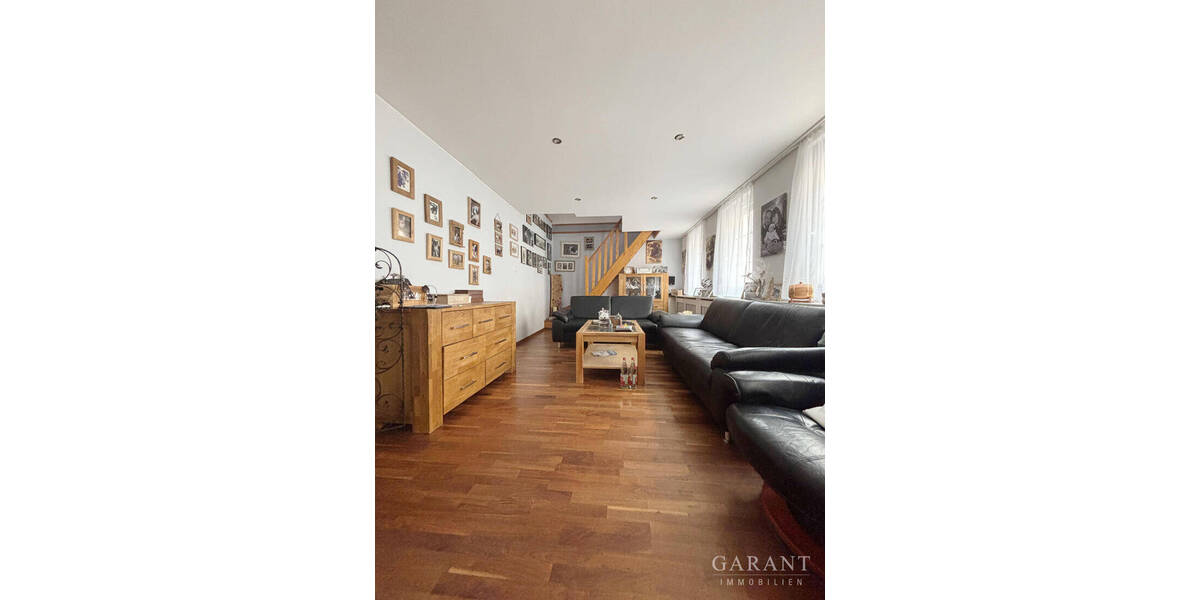 Einfamilienhaus Stuttgart Mitte - 1 Zimmer, 280 m&sup2;, 990.000&euro; | Angebot:26208419