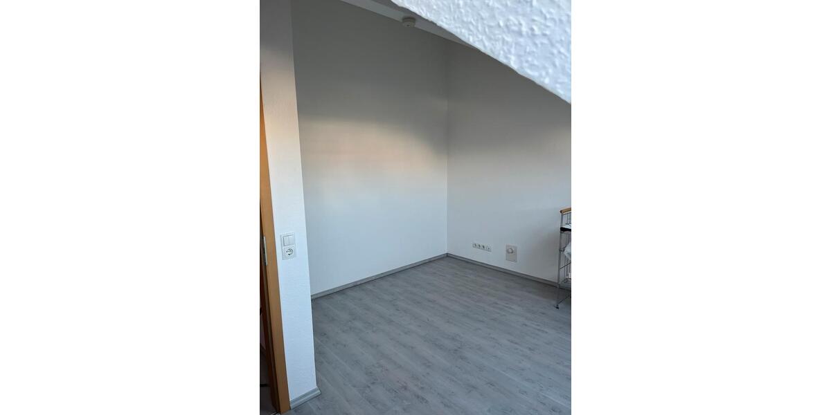 Reihenhaus Renningen - 6 Zimmer, 125 m&sup2;, 650.000&euro; | Angebot:24701199
