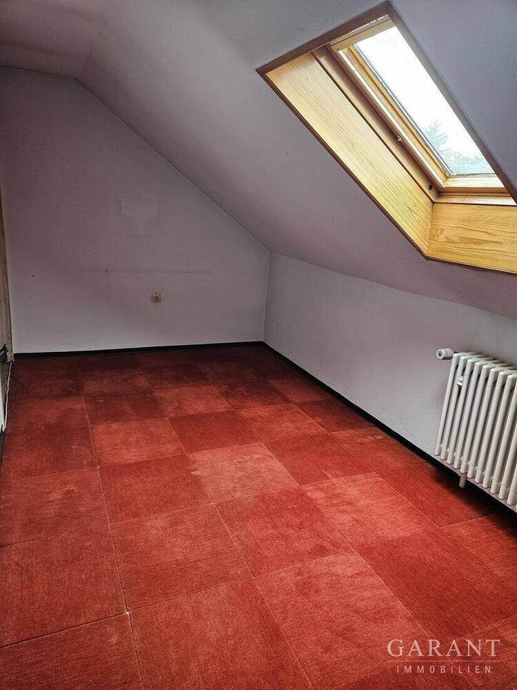 Ihr Familienhäuschen in bester Lage mit Garage