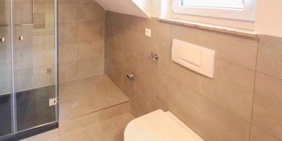 Einfamilienhaus Bietigheim-Bissingen Bissingen - 7 Zimmer, 260 m&sup2;, 749.000&euro; | Angebot:25177446