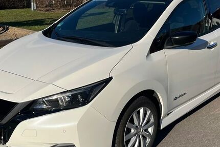 Nissan Leaf 33.879 km 12.900 &euro; Neuffen 72639