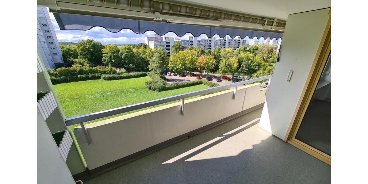 Etagenwohnung Frickenhausen - 4 Zimmer, 90 m&sup2;, 1.340&euro; | Angebot:24981180