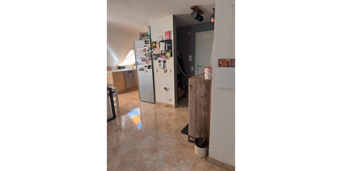 Dachgeschoßwohnung Remseck am Neckar - 2.5 Zimmer, 58 m&sup2;, 270.000&euro; | Angebot:26311472