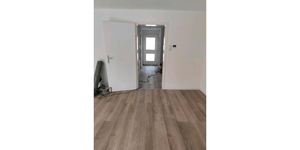 Reihenhaus Esslingen am Neckar Pliensauvorstadt - 4 Zimmer, 106 m&sup2;, 1.450&euro; | Angebot:26296303